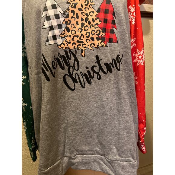 Women’s Plus Size Merry Christmas Pullover Sweatshirt Size 2XL - Picture 3 of 9